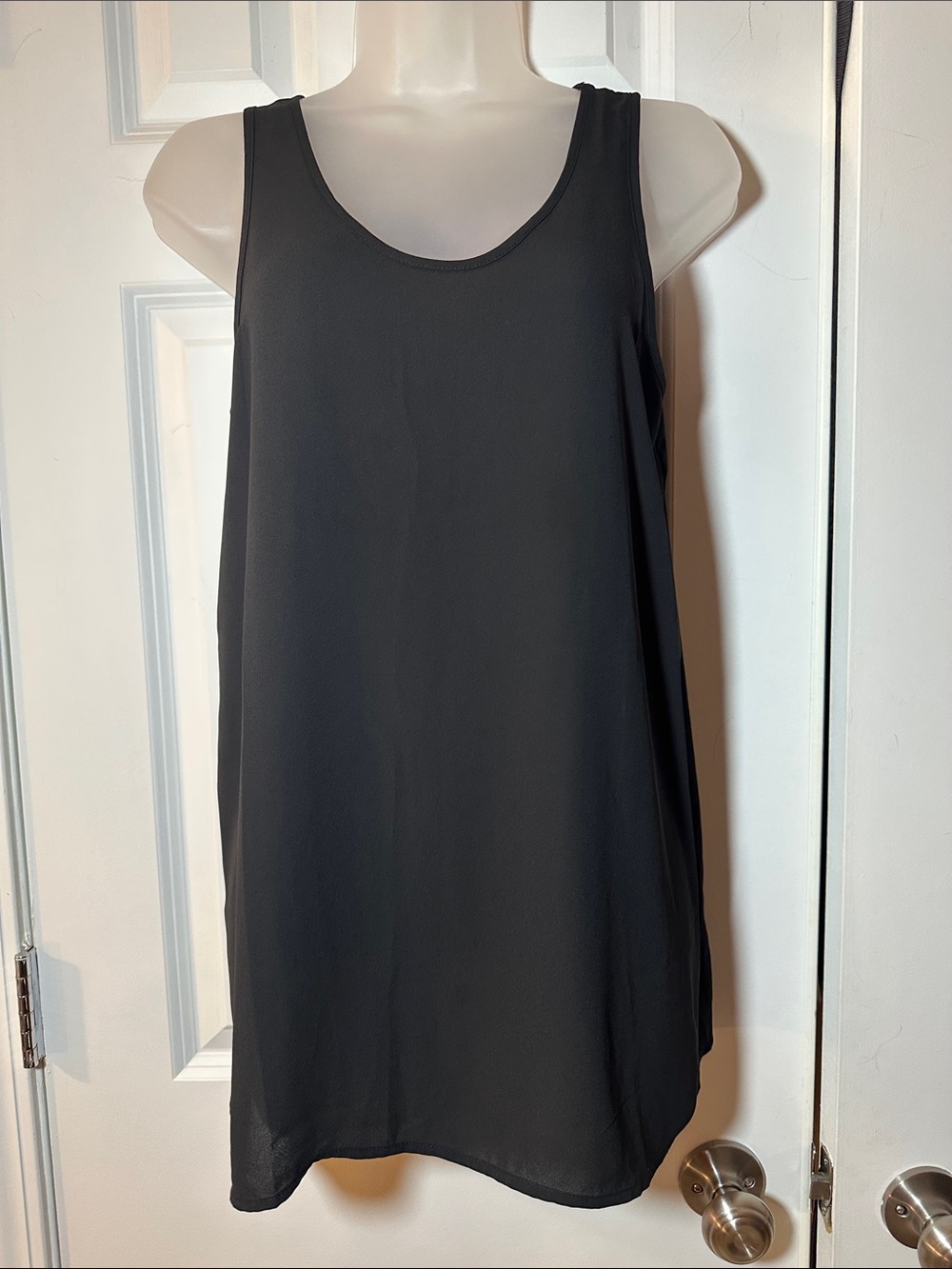 SPANX Black Scoop Neck Sleeveless Tunic Tank